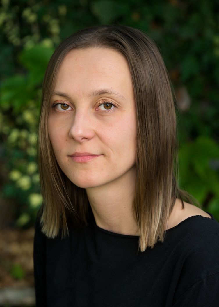 Andrea Zelbová, Dis.